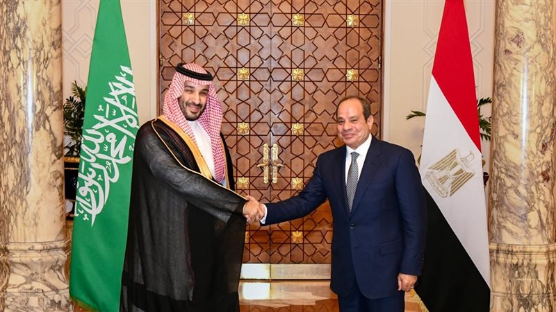 توافق الأشقاء مصر والسعودية : أمن المملكة ودول الخليج جزء من الأمن القومي المصري.. تأكيد ضمان حرية وأمن الملاحة في مضيقي هرمز وباب المندب.. زيادة حجم التبادل التجاري والاستثماري