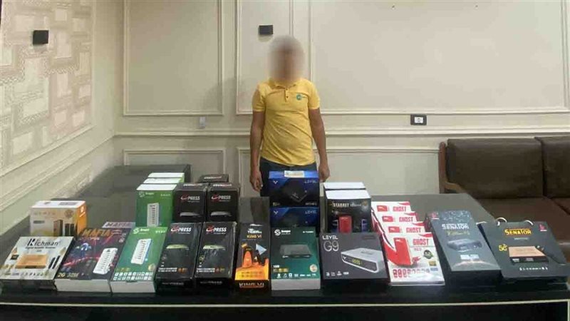 مباحث المصنفات تضبط صاحب محل بالجيزة لبيع أجهزة «ريسيفر» لفك شفرات القنوات