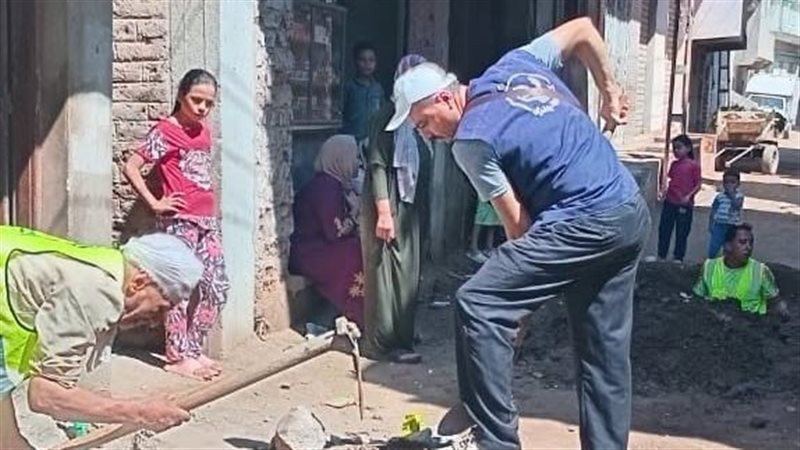 “مياه الشرقية” تستكمل توصيل المياه لـ100 أسرة من الأولى بالرعاية بكفر صقر
