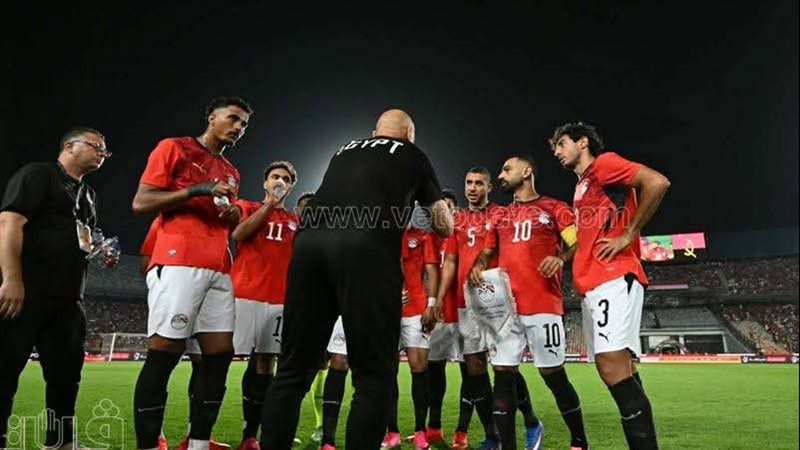 استبعاد صلاح من مواجهة جنوب السودان يربك حسابات الفراعنة، ماذا يحدث في معسكر المنتخب؟