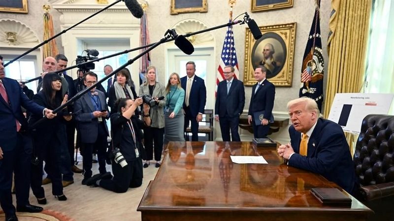 بأثر فوري، ترامب يمنع شبكات “سي إن إن” و”إم إس ناو” و”بوليتيكو” من دخول البيت الأبيض