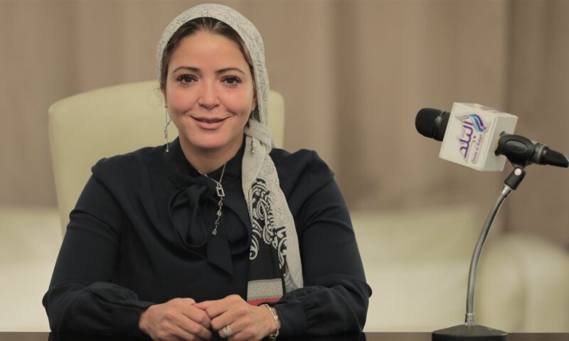 السفر والرخصة والبطاقة.. هايدي الفضالي تكشف عقوبة الممتنع عن دفع النفقة