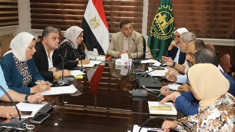محافظ القليوبية يبحث الخطة الاستثمارية للعام المالي 2026 /2027
