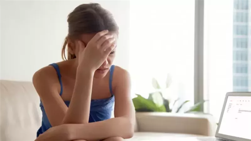 أعراض وأسباب جفاف المهبل وأفضل طرق العلاج
