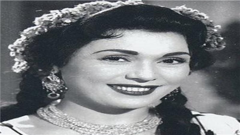 في ذكرى رحيل تحية كاريوكا، طافت الشوارع لجمع التبرعات للجيش ووصفها عبد الناصر بـ”امرأة بمائة رجل”