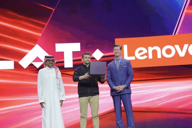 «لينوفو» تكشف في «ليب 26» عن أول حاسوب محمول تصنعه في السعودية