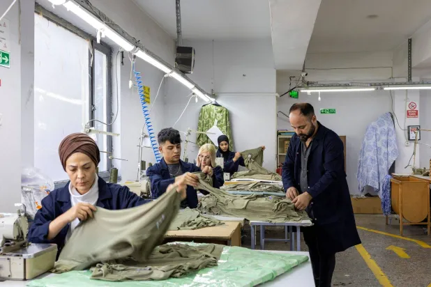 انكماش التصنيع التركي يتواصل في أغسطس تحت ضغط الحرب