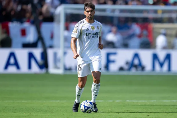 مورينيو: ريال مدريد يفتح إجراءً تأديبياً بحق أسنسيو