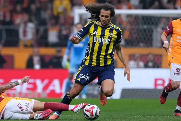 «يويفا» يفتح إجراءً تأديبياً بحق غندوزي وغرينوود لاعبَي فنربخشة