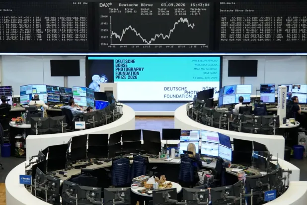 تراجع طفيف للأسهم الأوروبية قبيل بيانات الوظائف الأميركية