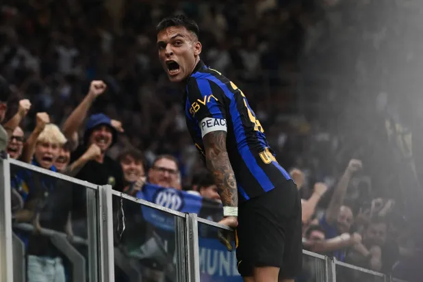 «الدوري الإيطالي»: لاوتارو مارتينيز يقود إنتر ميلان لفوز مثير على نابولي