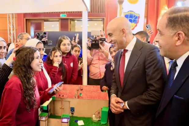 تشديد مصري على حظر النقاب بين الطالبات في المدارس