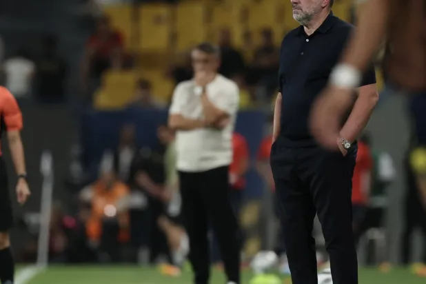 مدرب النصر يتغنى برونالدو والحمدان