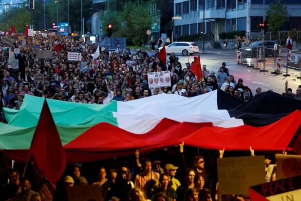 إسرائيل تفتتح أول سفارة لها في سلوفينيا وسط احتجاجات مؤيدة للفلسطينيين