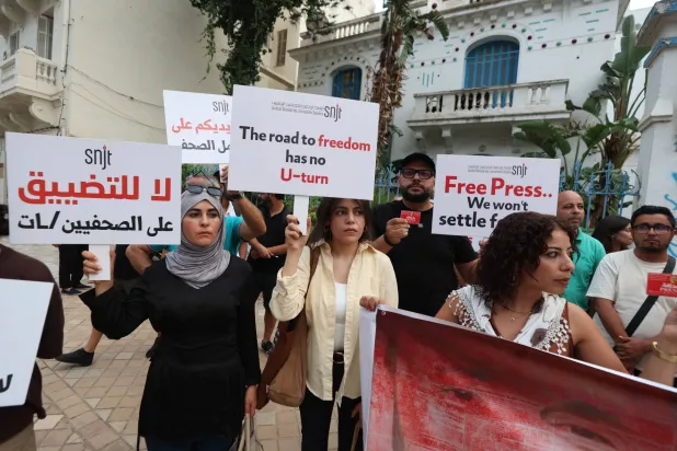 تونس: منظمات حقوقية تدق ناقوس الخطر بعد وفاة عدد من المعتقلين