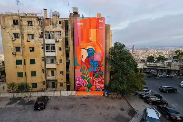 سبازونو يرسم بالغرافيتي ذاكرةً لبيروت لا تنتهي عند ندوبها