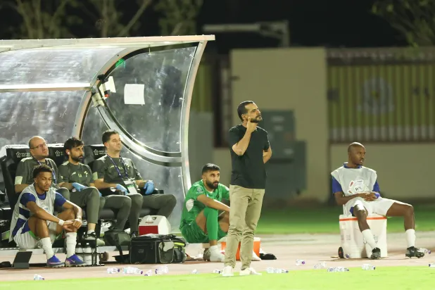 العطوي بعد الخسارة من نيوم: لا أخشى الإقالة!