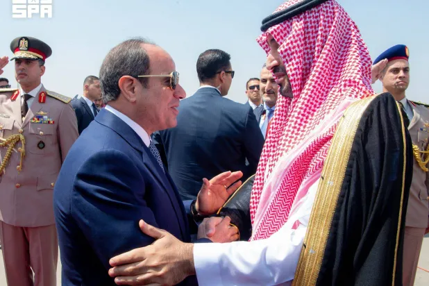 السعودية ومصر تبحثان التطورات والعلاقات
