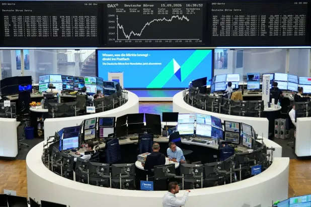 عوائد السندات الألمانية تتراجع من أعلى مستوى في 17 عاماً