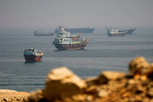 قاليباف: مضيق «هرمز» سيبقى مغلقاً إلى أن تُلبّى شروط إيران