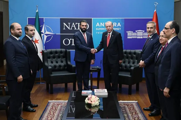 تركيا تعمل على ملفات مهمة في العلاقات مع سوريا من بينها إعادة الإعمار