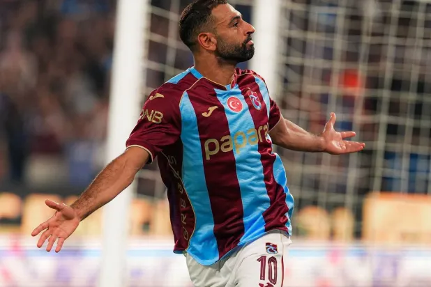محمد صلاح يتوهج في تركيا… وبهجة بمصر