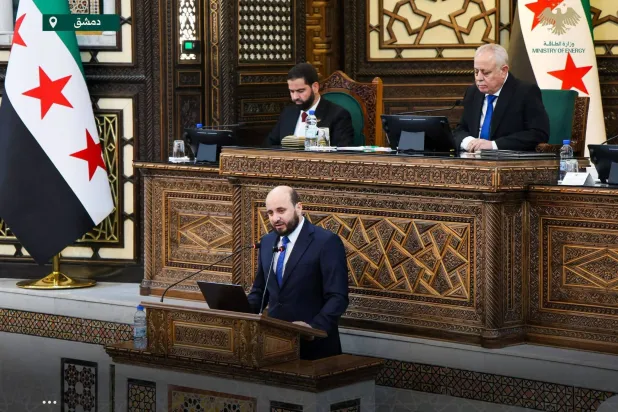وزير الطاقة السوري: عودة مناطق شرق وشمال سوريا ونمو المدن الصناعية ضاعفا الطلب على المحروقات