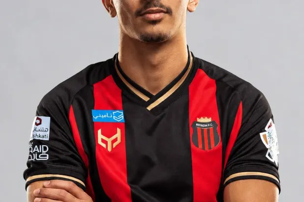 عصام بحري… موهبة الرياض تحصد جائزة أفضل لاعب واعد في سبتمبر