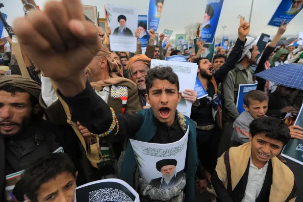 فتور شعبي يعرقل حملات التجنيد الحوثية
