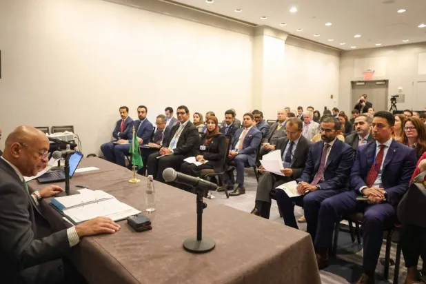 تشديد خليجي على الرفض القاطع لوجود أي جماعات مسلحة خارج نطاق الدولة