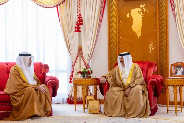 ملك البحرين يؤكد متانة العلاقات مع الكويت والحرص على تعزيزها