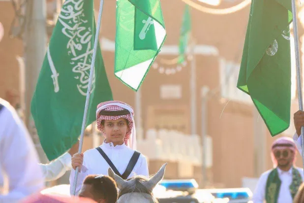 «البشت والسيف» عنوان احتفالات الرياضة السعودية بـ«يوم الوطن»