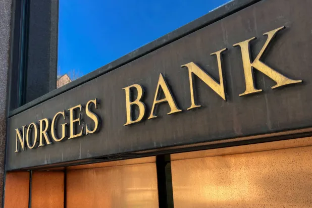 المركزي النرويجي يرفع الفائدة إلى 4.50 %… ويلوح بزيادة أخرى