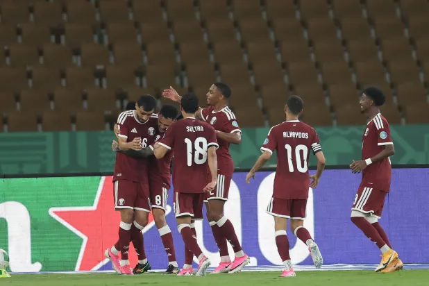«خليجي 27»: قطر تعبر البحرين «حاملة اللقب» بـ10 لاعبين