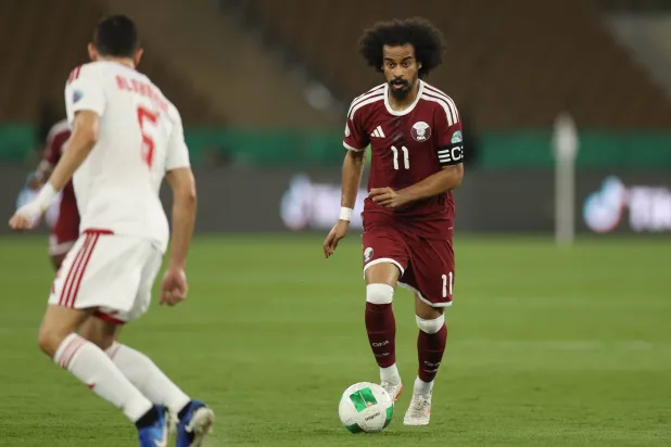 أكرم عفيف لـ«الشرق الأوسط»: القادم أصعب