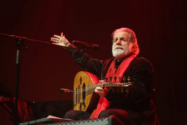 ولادة جديدة لـ«وعود من العاصفة» باكورة شراكة مارسيل خليفة ومحمود درويش