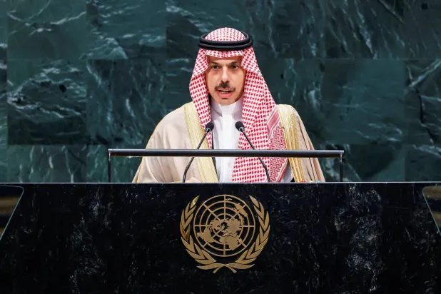 رفض سعودي لإساءة استخدام الممرات الحيوية