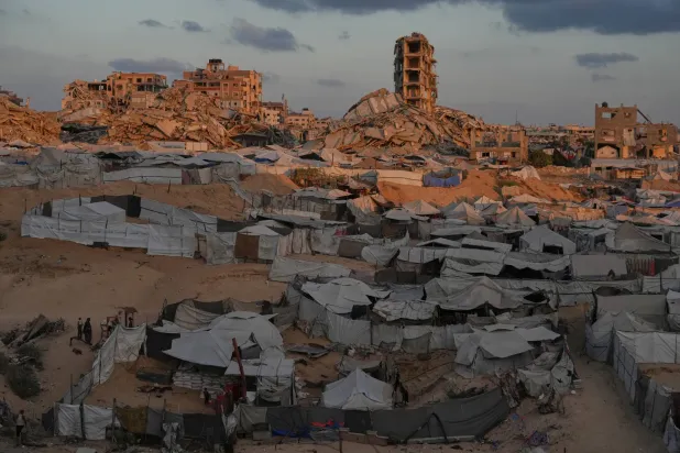 حصيلة الحرب في غزة تتجاوز 74 ألف قتيل