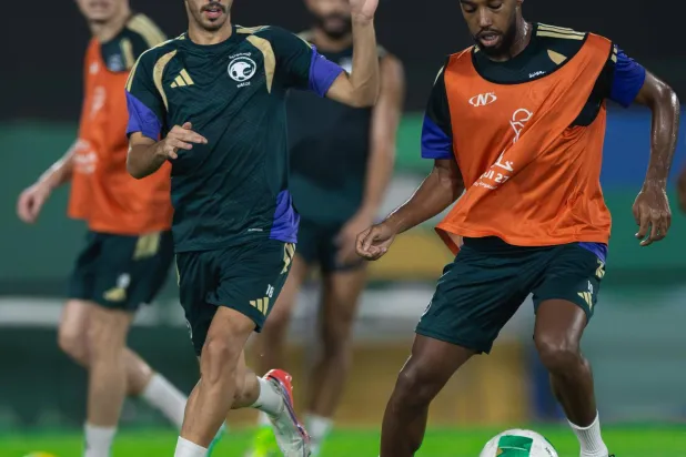 تدريبات الأخضر: عودة القحطاني… وغياب آل حجي
