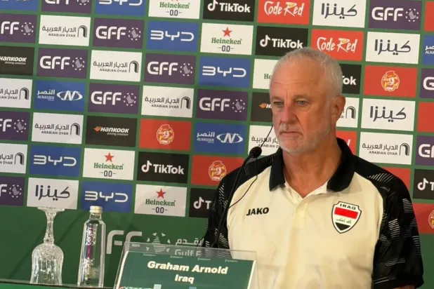 أرنولد: اللعب أمام السعودية على أرضها تحدٍّ صعب