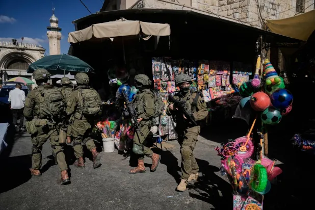 إسرائيل تقرر الإفراج عن صحافية فلسطينية أميركية محتجزة بتهمة «التعاون مع العدو»