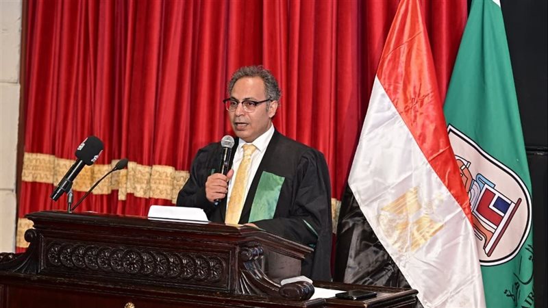دار علوم القاهرة تحتفي بتخريج دفعة 26/25 باسم الراحل الدكتور أحمد درويش
