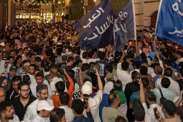 جدة التاريخية في «خليجي 27»… مباراة تنتهي بالملعب وحكاية تبدأ في الأزقة