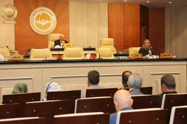 جدول الرواتب الموحد في ليبيا… عدالة للأجور أم عبء على الميزانية؟