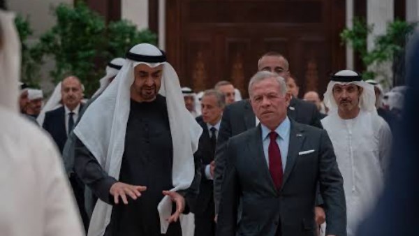 رئيس الإمارات يستقبل العاهل الأردني في أبوظبي خلال زيارة أخوية
