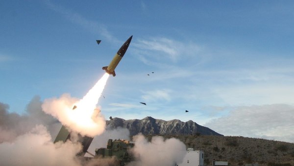 القوات المسلحة اليمنية: استهدفنا عددا من عناصر ميليشيا الحوثي بالمنطقة العسكرية الثالثة