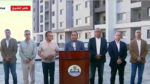 مدبولي: دراسة لإنشاء بوغاز جديد لبحيرة البرلس لتحسين جودة المياه.. ومتابعة أحوال عمال المصانع