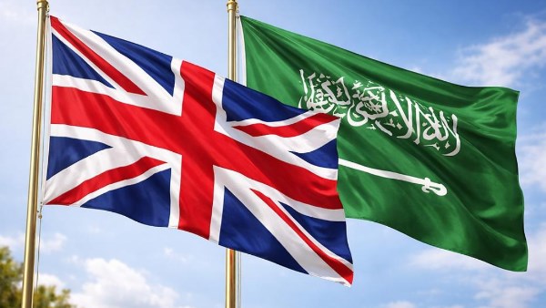 وزيرا خارجية السعودية وبريطانيا يبحثان التطورات الإقليمية وأمن الملاحة البحرية