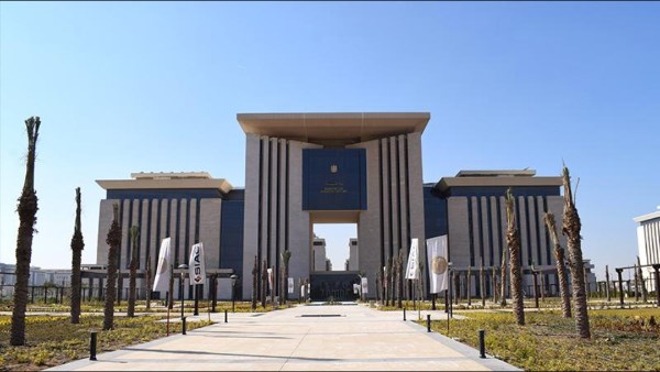الخارجية تعلن إيفاد لجان للأحوال المدنية لإصدار وتجديد بطاقات الرقم القومي للمصريين بالخارج