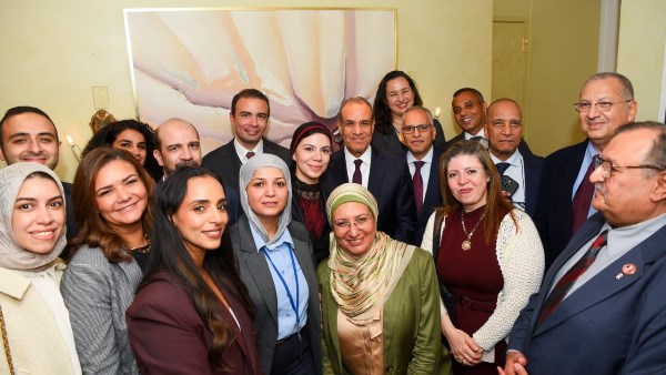 وزير الخارجية يلتقي المصريين العاملين في الأمم المتحدة بنيويورك
